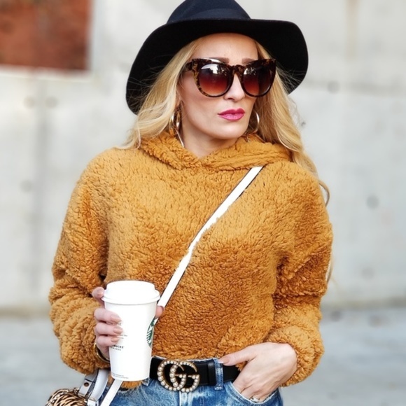 CASUAL DOLLS Ultra Soft Faux Fur Hoodie Top - Picture 3 of 10